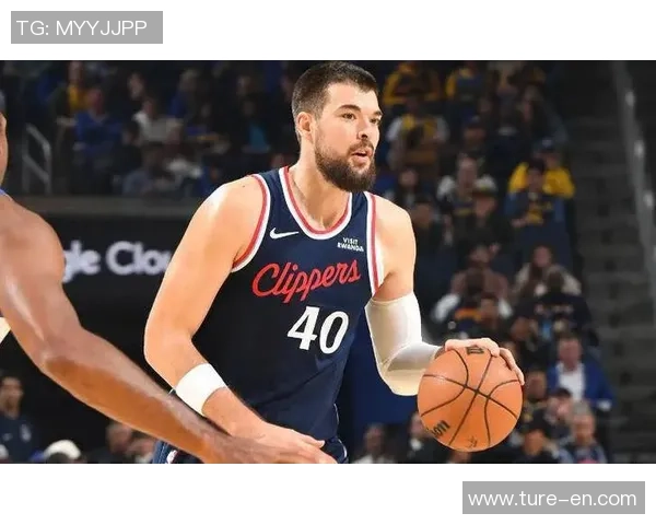 快船103-114太阳迎3喜1忧！祖巴茨+2将出价值，篮板底子没人抢！